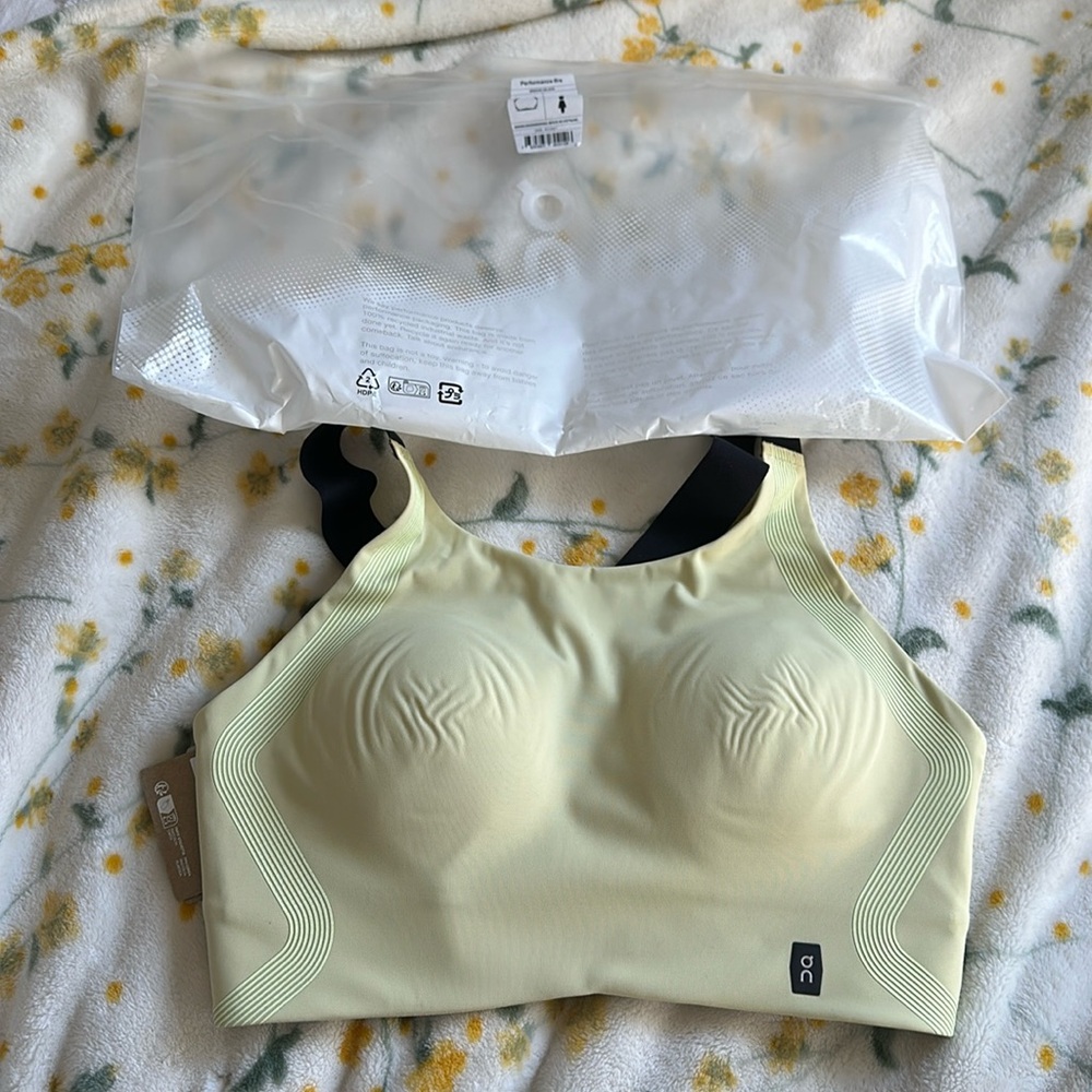 On performance bra brand new